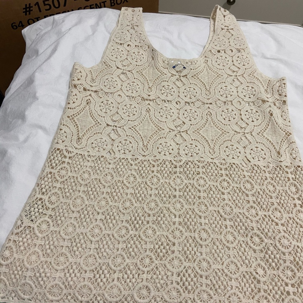 Beige netted tank